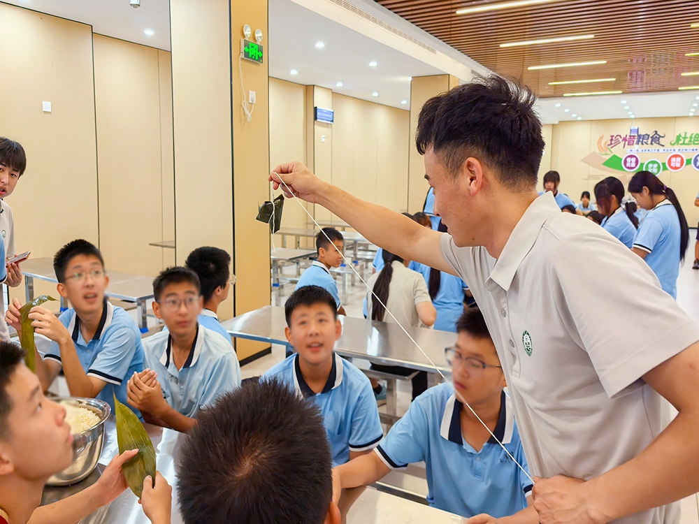 南阳叛逆不听话孩子学校联系电话与择校指南
